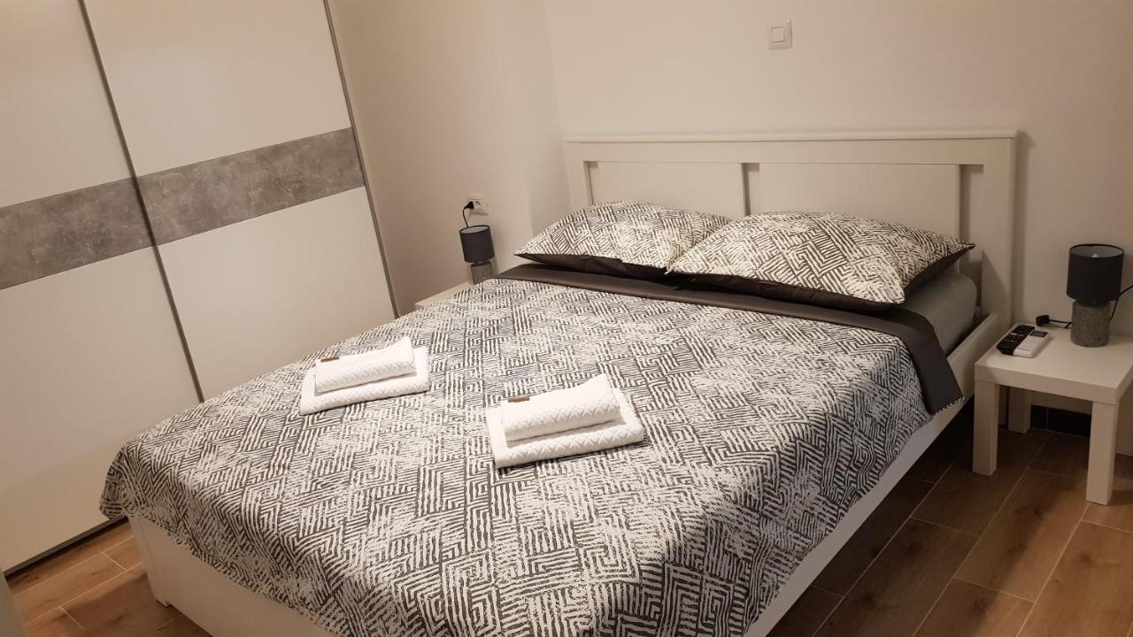 Kalea Pula Center Apartman Kültér fotó